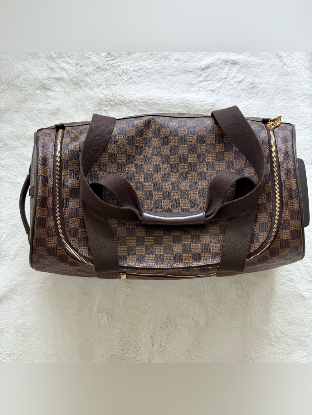 Louis Vuitton travel luggage  bag with rolling wheels Authentic Retail 3800$